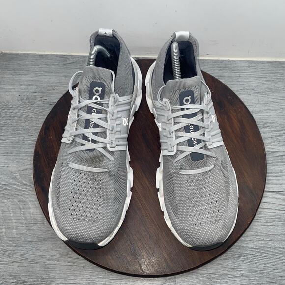 On Running Cloudswift 3 Shoes Sneakers Mens 9.5 US Alloy Glacier Cloud Running main image 9